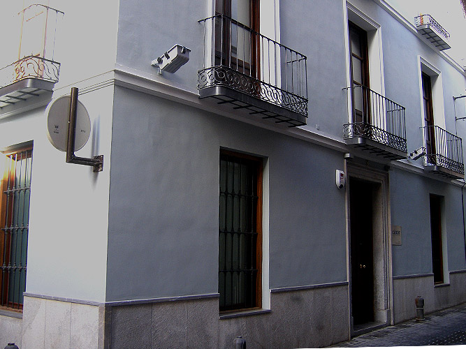 Restauración Integral de edifico en calle San Jacinto, Granada.